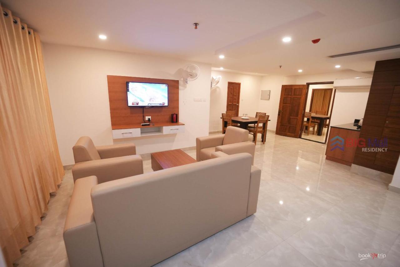 Готель Bigmall Residency Kannangad Екстер'єр фото