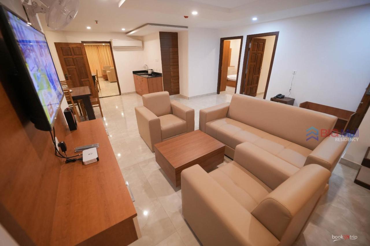 Готель Bigmall Residency Kannangad Екстер'єр фото